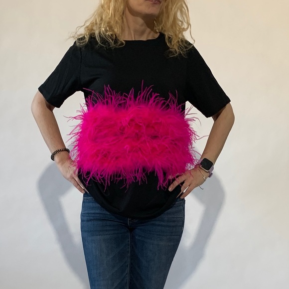 AKIRA Ruffle Some Feathers Top Black/Pink Size S - Picture 6 of 11